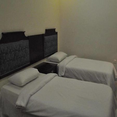 Refaaf Al Azizia Hotel Mecca Екстер'єр фото