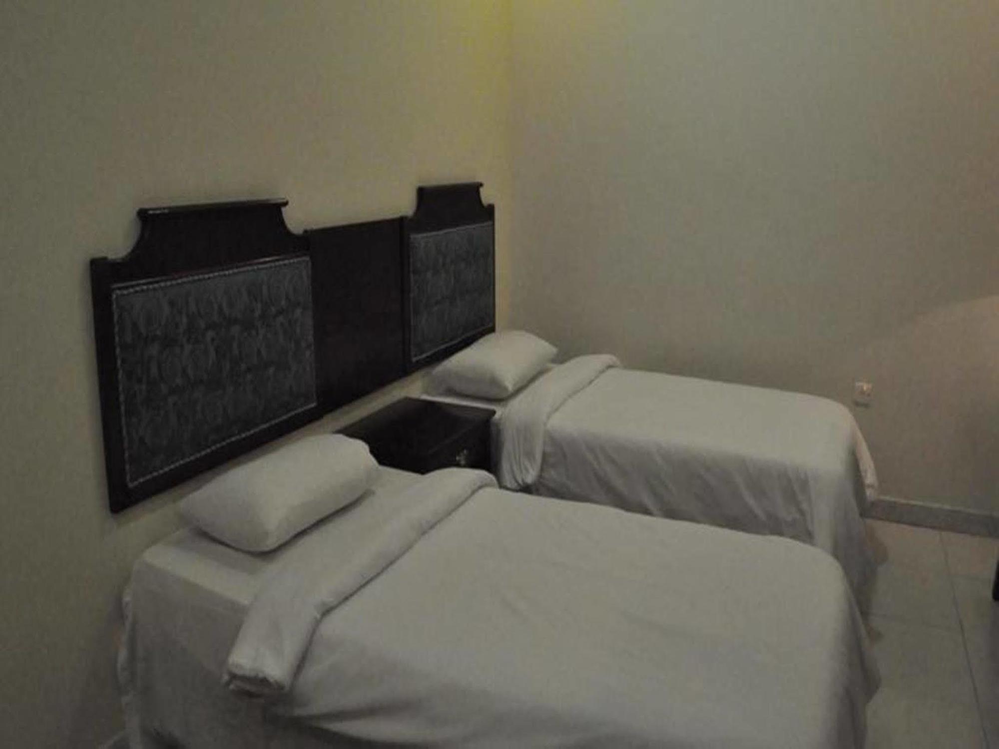 Refaaf Al Azizia Hotel Mecca Екстер'єр фото